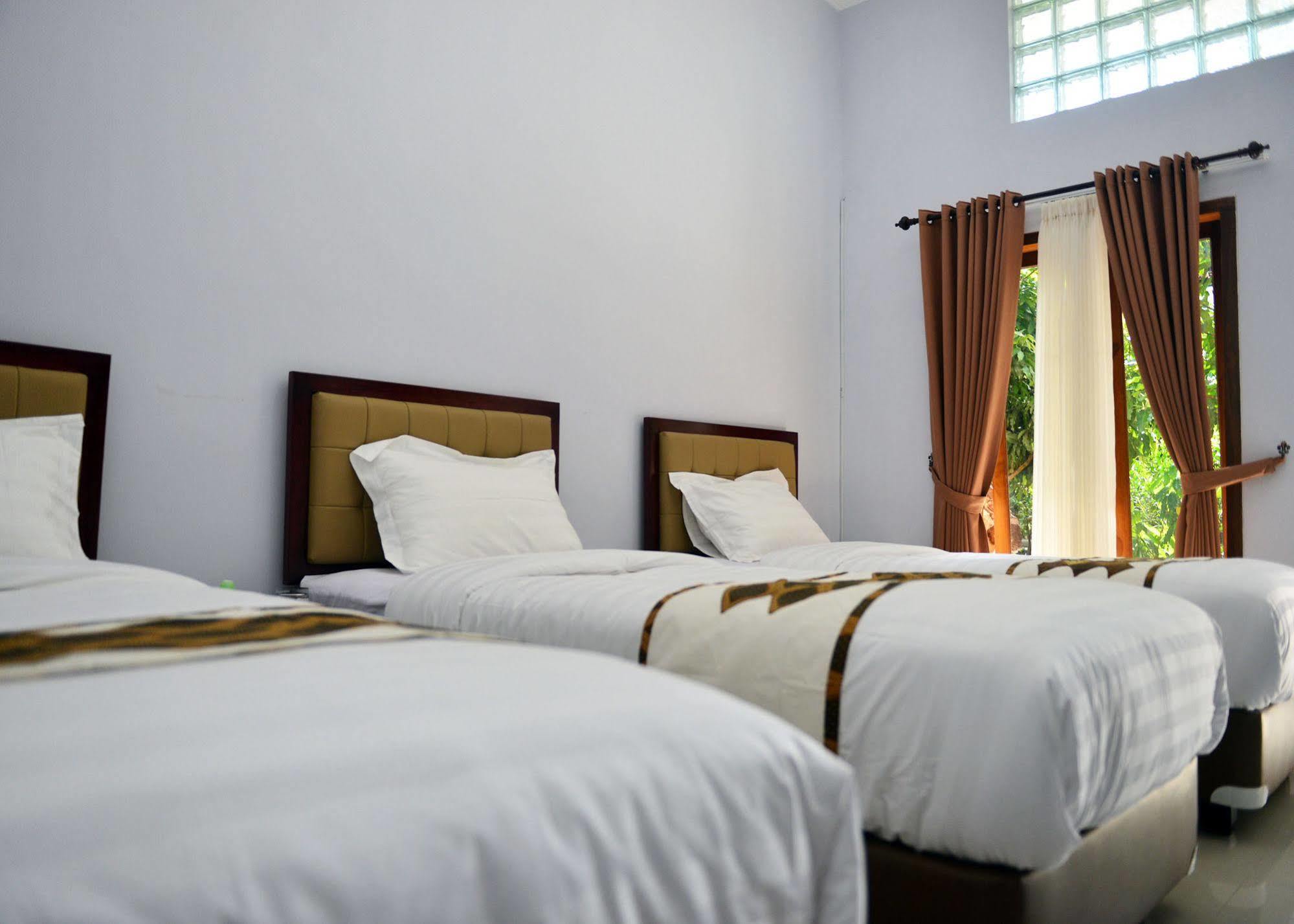 Malang Hill Syariah Redpartner酒店 外观 照片